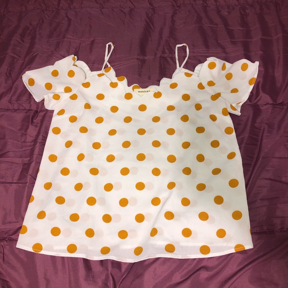Scalloped Polkadot Medium Blouse